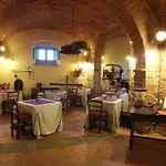 Resort-le Terre Dei Cavalieri Hotel 3*