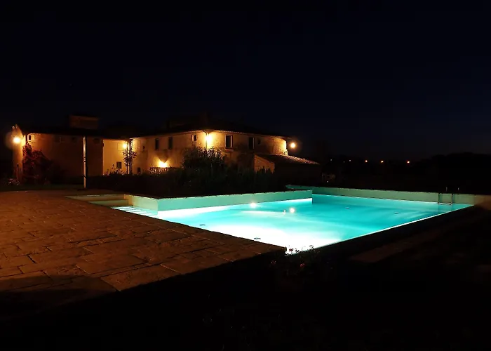 Hotell Resort-le Terre Dei Cavalieri 3*