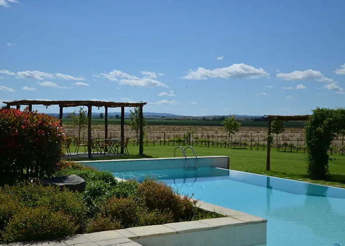 Hotell Resort-le Terre Dei Cavalieri 3*